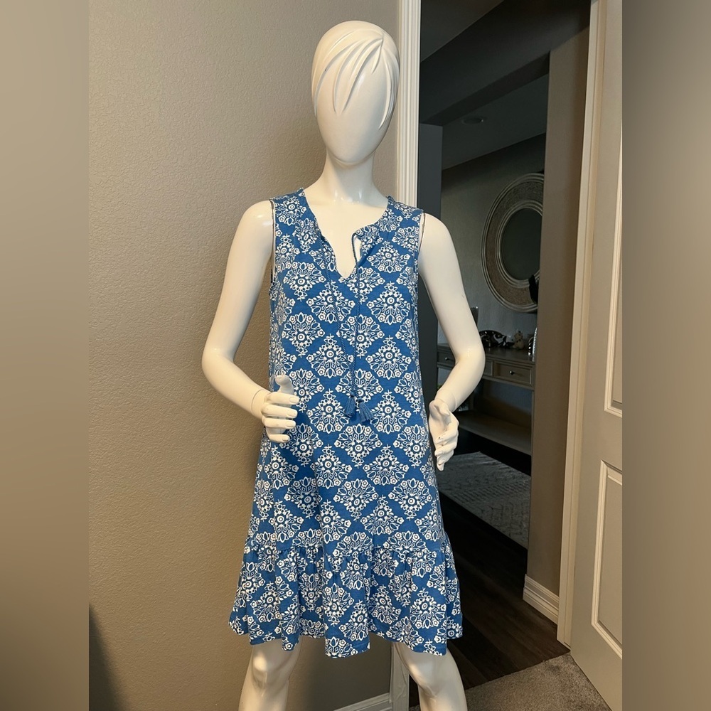 Boden Arabella Jersey Blue White Damask Print
Tank Ruffle Size 8R